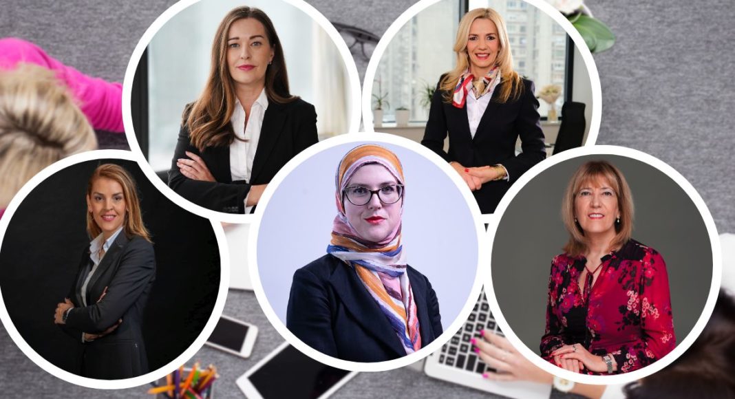 Women_executives_evening (2)